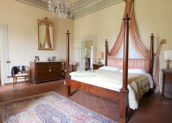 vendesi villa con giardino e limonaia lucca IMG_18 - Villa Via dei Gambarini, Lucca - foto 22