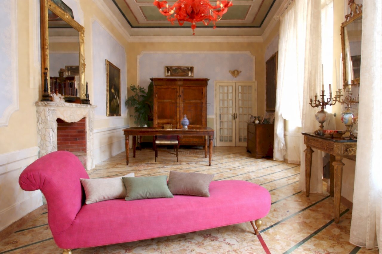 Appartamento piano 1 vendesi lucca Centro.png - Apartment Piazza San Michele 10, Lucca - photo 1