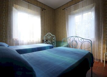 Bifamiliare affascinante immersa nel verde (62).JP - Casale Via della Chiesa XXIII 405, Lucca - foto 24