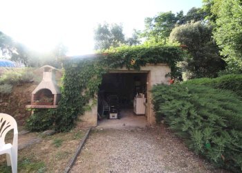 Bifamiliare affascinante immersa nel verde (98).JP - Casale Via della Chiesa XXIII 405, Lucca - foto 29