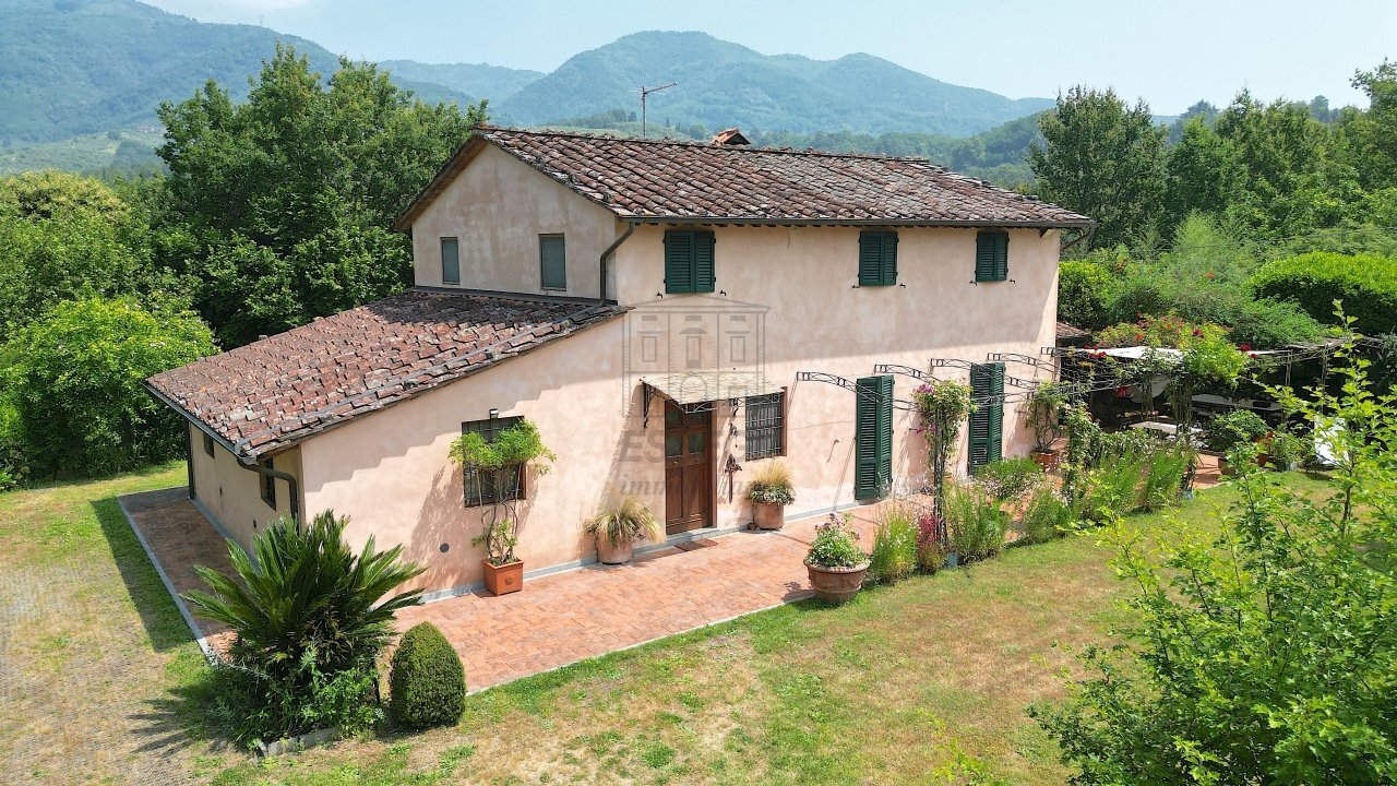 VENDESI RUSTICO CON PARCO CAPANNORI LUCCA collineD - Casale Via del Parco 9B, Capannori - photo 2