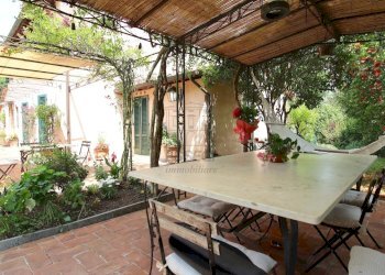 VENDESI RUSTICO CON PARCO CAPANNORI LUCCA collineI - Casale Via del Parco 9B, Capannori - photo 11