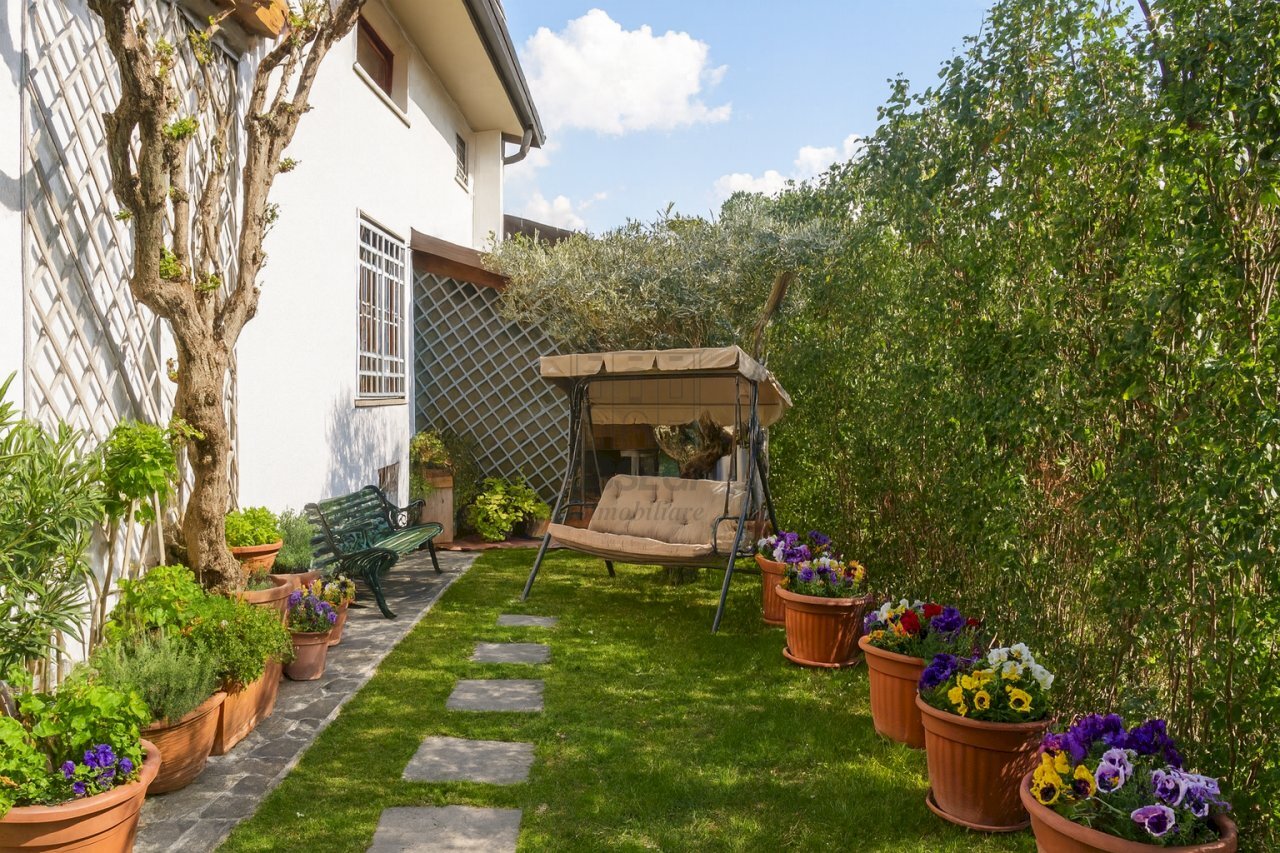 Vendesi villa viareggio da ristrutturare.png - Villa Via Padre Ignazio da Carrara, Forte dei Marmi - photo 1