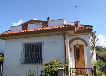 Villino da ristrutturare in ottima posizione (3).j - Villa Via Padre Ignazio da Carrara, Forte dei Marmi - foto 2