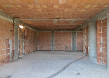 vendesi villetta indipendente con giardino e terra - Casa indipendente Traversa I Via Vecchia della Chiesa 26, Lucca - foto 14