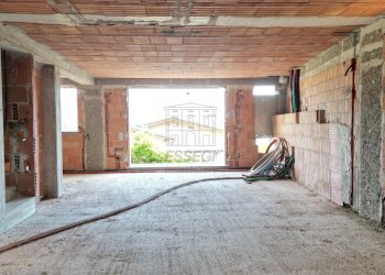 vendesi villetta indipendente con giardino e terra - Casa indipendente Traversa I Via Vecchia della Chiesa 26, Lucca - foto 15