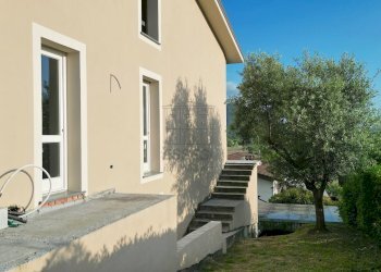 vendesi villetta indipendente con giardino e terra - Casa indipendente Traversa I Via Vecchia della Chiesa 26, Lucca - foto 19