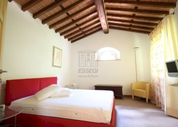 Rustico indipendente immerso nel verde, Lucca (27) - Casa indipendente Via dei Garganetti 314, Lucca - foto 13