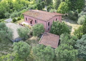 vendesi rustico con podere e vigna lucca colline D - Casale Via della Chiesa XXXI 536, Lucca - foto 2