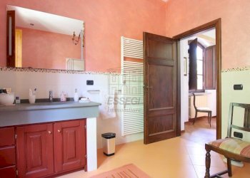 vendesi rustico con podere e vigna lucca colline I - Casale Via della Chiesa XXXI 536, Lucca - foto 11