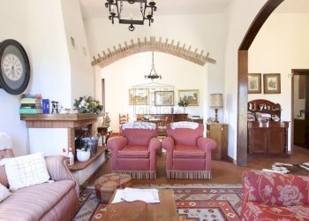 vendesi rustico con podere e vigna lucca colline I - Casale Via della Chiesa XXXI 536, Lucca - foto 22