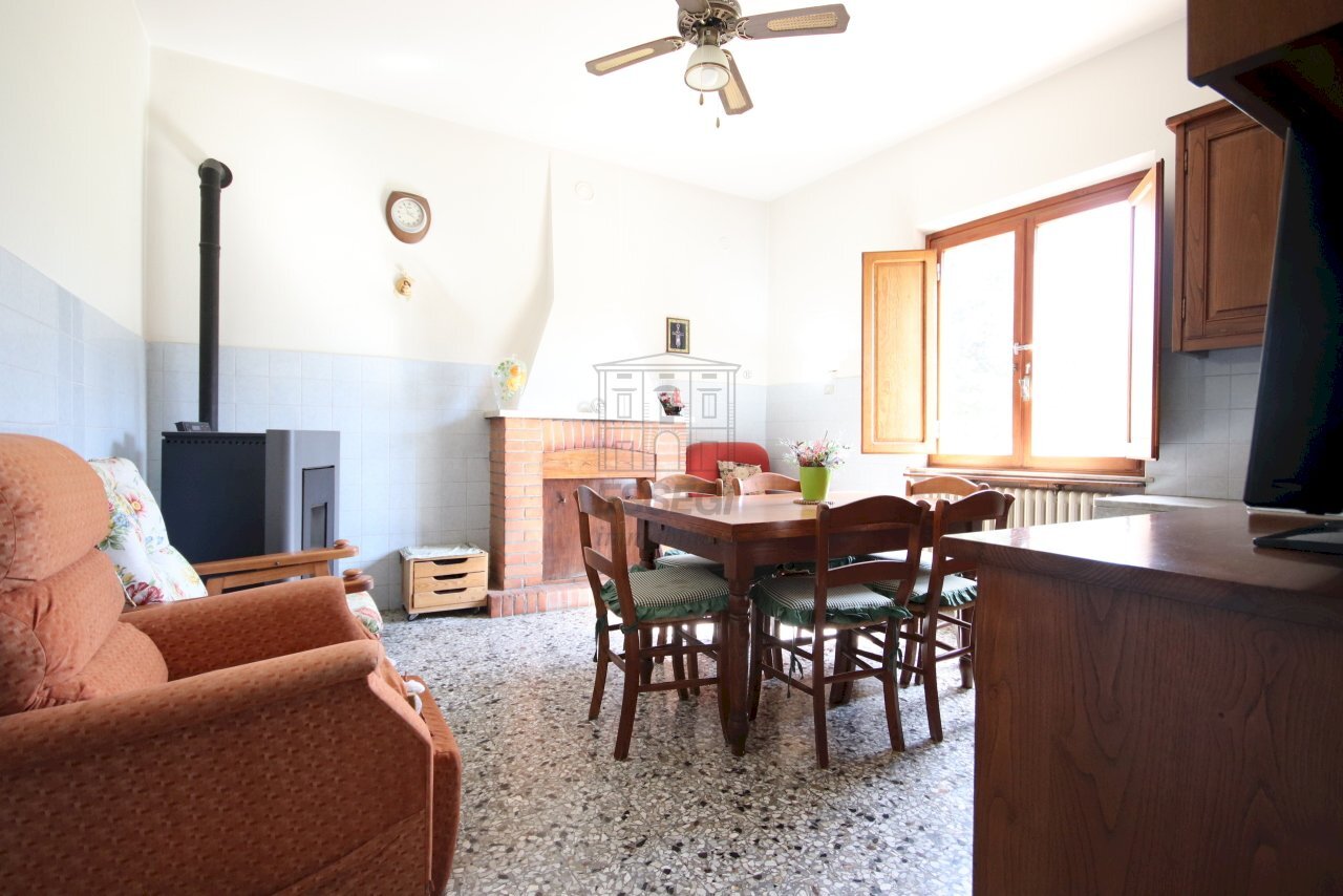 Villa di campagna in vendita a Lucca (10).JPG - Villa Via di Mammoli 1376, Lucca - foto 2