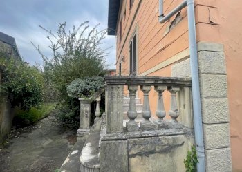 Villa liberty di prestigio (4).jpeg - Villa Viale Luporini  97, Lucca - foto 2