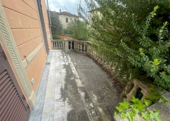 Villa liberty di prestigio (7).jpeg - Villa Viale Luporini  97, Lucca - foto 5