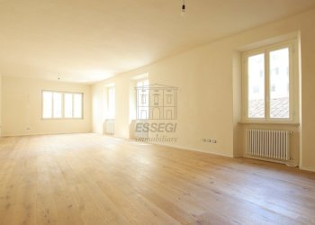 vendesi appartamento ristrutturato centro storico - Appartamento Piazza San Michele, Lucca - foto 5