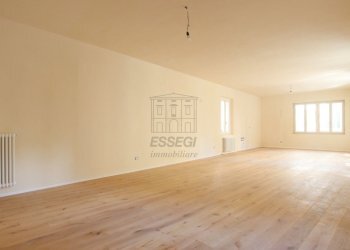 vendesi appartamento ristrutturato centro storico - Appartamento Piazza San Michele, Lucca - foto 6