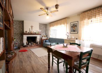 VILLA SINGOLA IA04023 (20).JPG - Villa Viale G. Puccini, S.Anna 1769, Lucca - foto 8