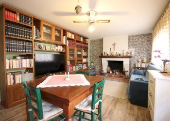 VILLA SINGOLA IA04023 (22).JPG - Villa Viale G. Puccini, S.Anna 1769, Lucca - foto 9