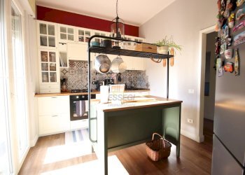 VILLA SINGOLA IA04023 (39).JPG - Villa Viale G. Puccini, S.Anna 1769, Lucca - foto 16