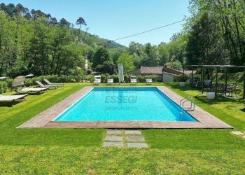 vendesi rustico in pitra con piscina luccaDJI_0082 - Casale Via della Chiesa 22° 9, Lucca - foto 3