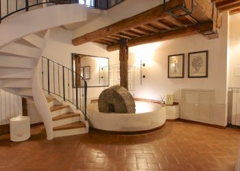 vendesi rustico ristrutturato con piscina luccaIMG - Casale Via della Chiesa 22° 9, Lucca - foto 10