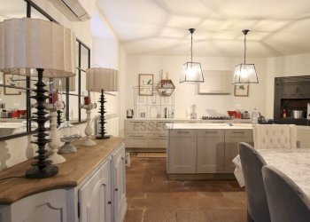 vendesi rustico ristrutturato con piscina luccaIMG - Casale Via della Chiesa 22° 9, Lucca - foto 12