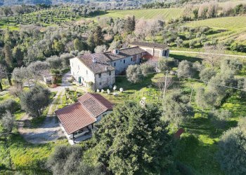 vendesi rustico con giardino lucca collineDJI_0415 - Casale Traversa V Via della Pieve Santo Stefano, Lucca - foto 1