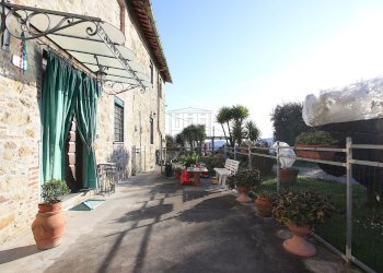 vendesi rustico con giardino lucca collineIMG_3740 - Casale Traversa V Via della Pieve Santo Stefano, Lucca - foto 13