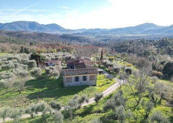 vendesi rustico con giardino lucca collineDJI_0420 - Casale Traversa V Via della Pieve Santo Stefano, Lucca - foto 6