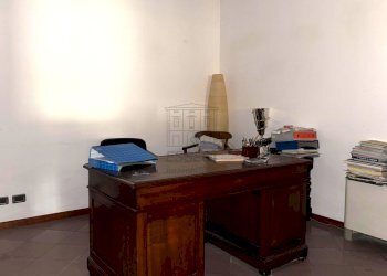 Ufficio zona Arancio  (5).jpg - Ufficio via Domenico Barsocchini 203/A, Lucca - foto 4