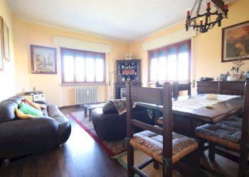 Due appartamenti con giardino e terrazza (24).JPG - Casa indipendente Via Pisana 2140, Lucca - foto 7