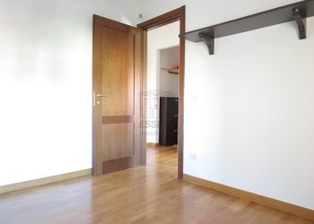 Appartamento con ascensore in zona residenziale (2 - Appartamento Via Giovanni Sercambi, Lucca - foto 10