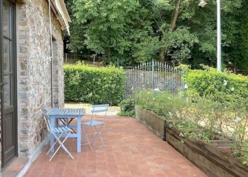 vendesi rustico colline lucchesi ristrutturato IMG - Casale Via della Scogliera 182, Lucca - foto 12