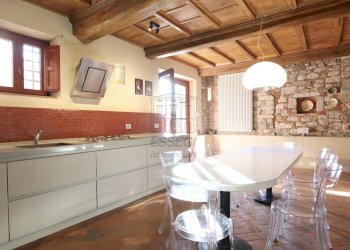 vendesi rustico ristrutturato con piscina luccaIMG - Casale Via della Pieve Santo Stefano 7165, Lucca - foto 21