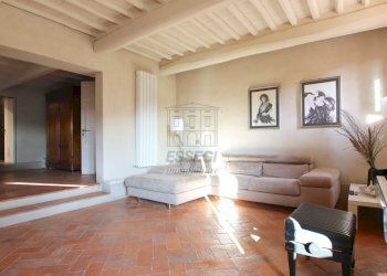 vendesi rustico ristrutturato con piscina luccaIMG - Casale Via della Pieve Santo Stefano 7165, Lucca - foto 25