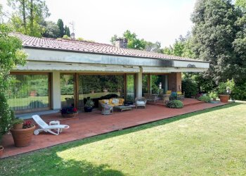 vendesi villa moderna anni 70 con parco DJI_0319.J - Villa Via di Moriano, Lucca - foto 6
