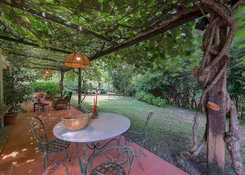 vendesi villa moderna con piscina lucca026.jpg - Villa Via di Moriano, Lucca - foto 20