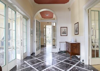 vendesi villa con giardino e terrazza panoramica l - Villa traversa i 248, Lucca - foto 11