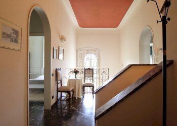 vendesi villa con giardino e terrazza panoramica l - Villa traversa i 248, Lucca - foto 29