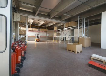 UF03738.png - Locale Commerciale Via Sarzanese 703, Lucca - foto 1