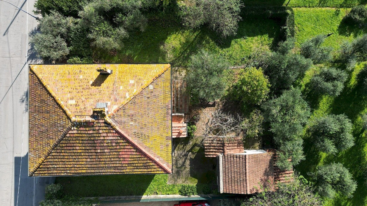 vendesi villetta indipendente montecarloDJI_0443.J - Villa Via Cercatoia Alta, Montecarlo - foto 2