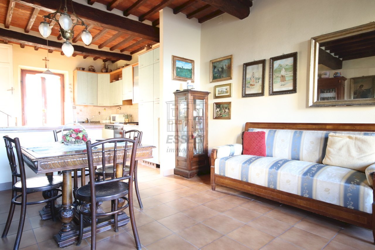 Terratetto con giardino e garage (27).JPG - Terratetto - Terracielo Strada Comunale di Vorno 105, Capannori - foto 2