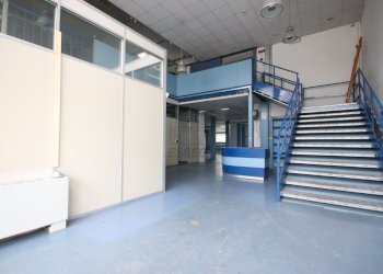 Grande negozio in affitto in area commerciale (7). - Locale Commerciale Via delle Ville Prima, Acquacalda 895, Lucca - foto 1