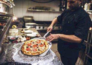 istockphoto-1063976282-612x612.jpg - Pizzeria Viale G. Puccini 1111, Lucca - foto 1