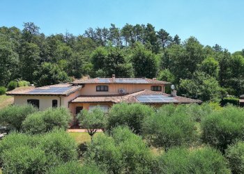 vendesi villa con piscina e giardino lucca colline - Villa Via dei Borelli, Lucca - foto 1