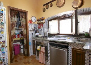 vendesi villa con piscina e giardino lucca colline - Villa Via dei Borelli, Lucca - foto 10