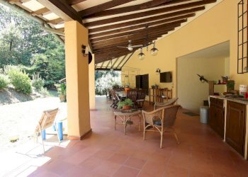 vendesi villa con piscina e giardino lucca colline - Villa Via dei Borelli, Lucca - foto 15