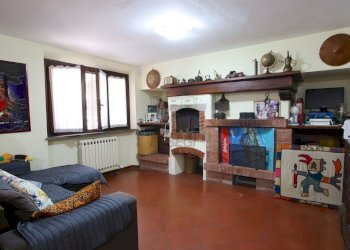 vendesi villa con piscina e giardino lucca colline - Villa Via dei Borelli, Lucca - foto 26