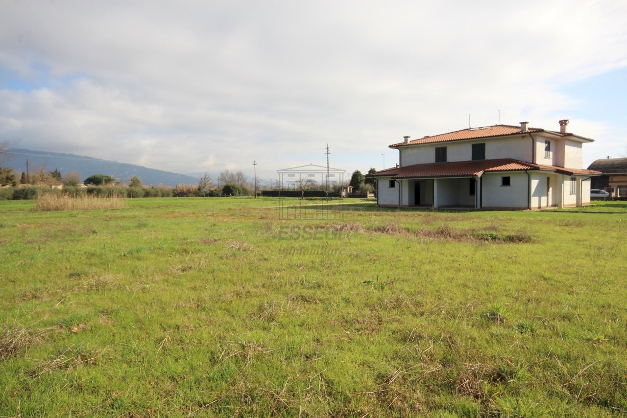 VILLA IN VENDITA A LUCCA (11).JPG - Casa indipendente Via Carlo IV, Montecarlo 2, Montecarlo - foto 2