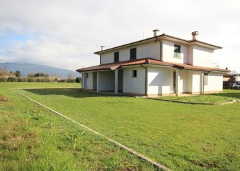 VILLA IN VENDITA A LUCCA (9).JPG - Independent house Via Carlo IV, Montecarlo 2, Montecarlo - photo 1